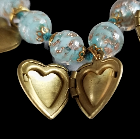 Hand Crafted Repurposed Vintage Art Glass Locket Bracelet - Picture 7 of 12